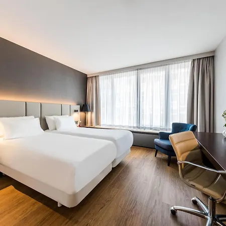 Nh Caransa Hotell