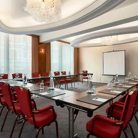 Nh Caransa Hotell