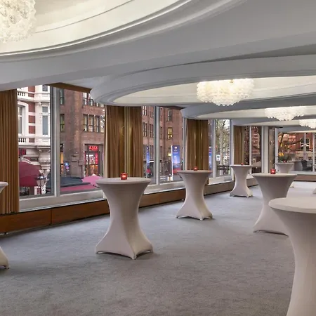 Отель Nh Caransa