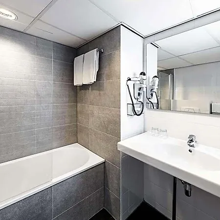 Hotel Nh Caransa 4*
