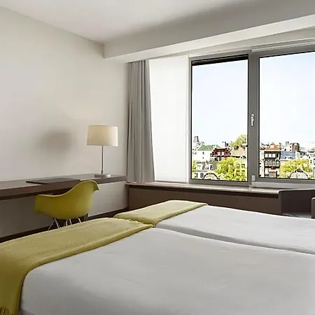 Nh Caransa Hotel
