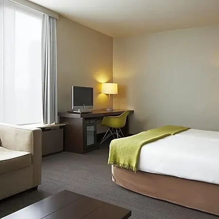 Hotel Nh Caransa 4*