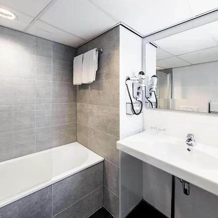 Hotel Nh Caransa 4*