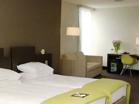 Nh Caransa Hotel 4*